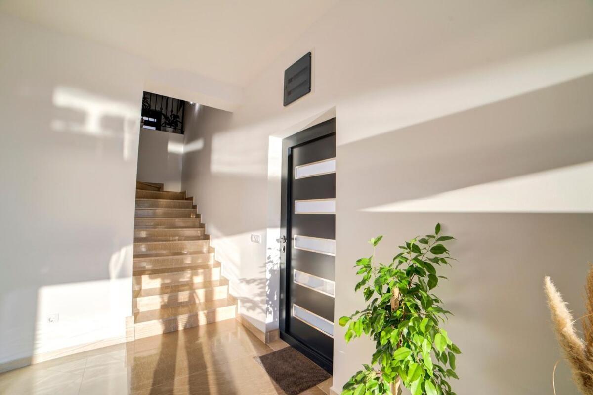 Villa Jelena With Private Pool - Lapcici Budva Exterior foto