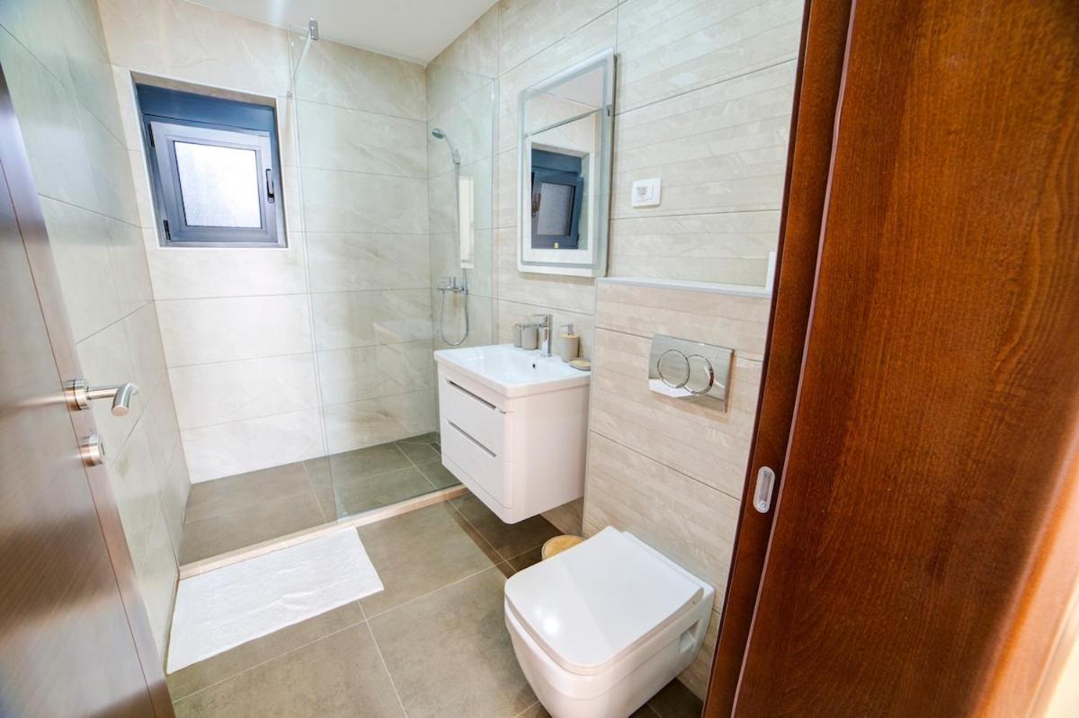 Villa Jelena With Private Pool - Lapcici Budva Exterior foto